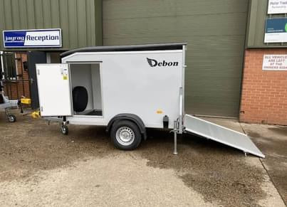 Debon C255 Box Trailer