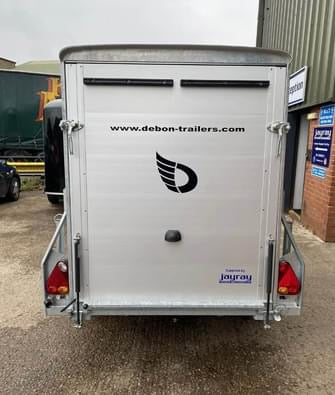 Debon C255 Box Trailer