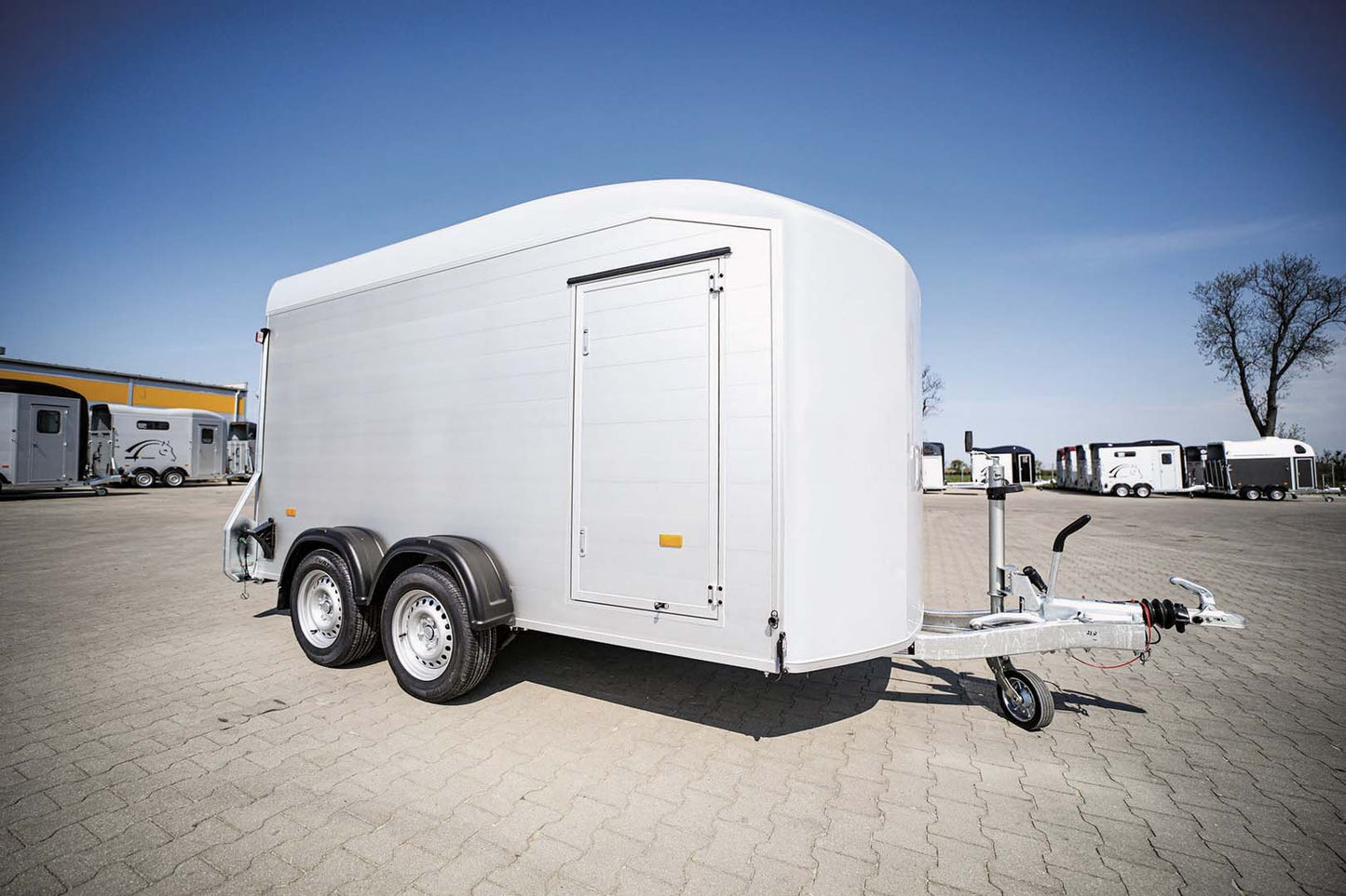 Debon C700 Box Trailer | Large Lightweight Enclosed Cargo Trailer for Sale