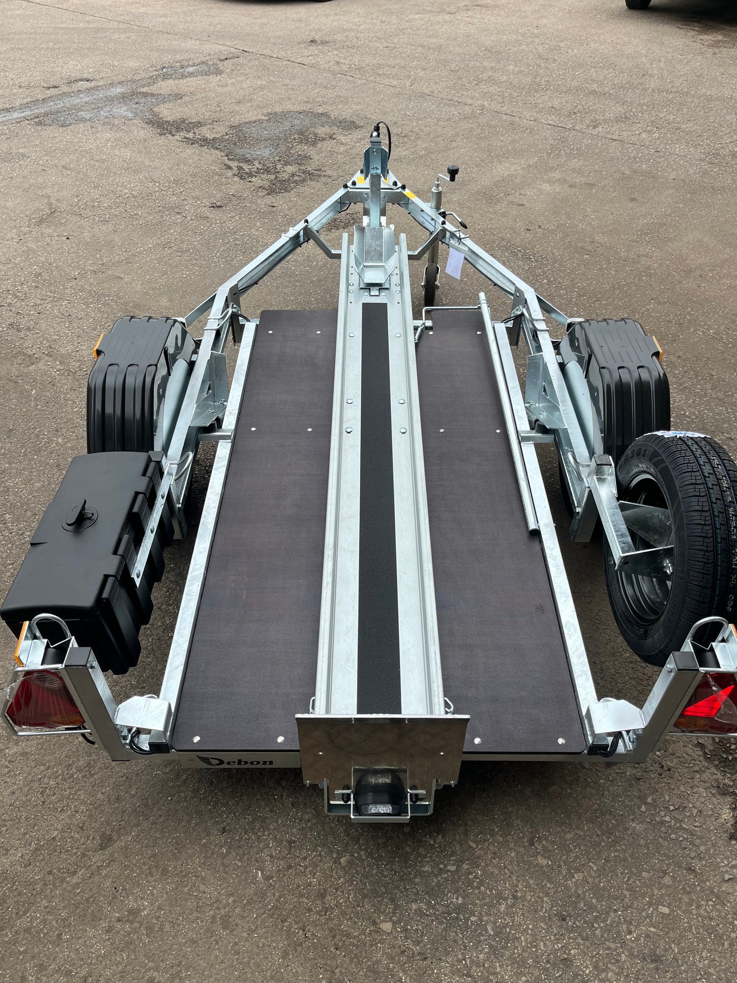 Debon MOTO 1 Motorcycle Trailer – Premium Motorcycle Trailer for Safe, Easy Transport