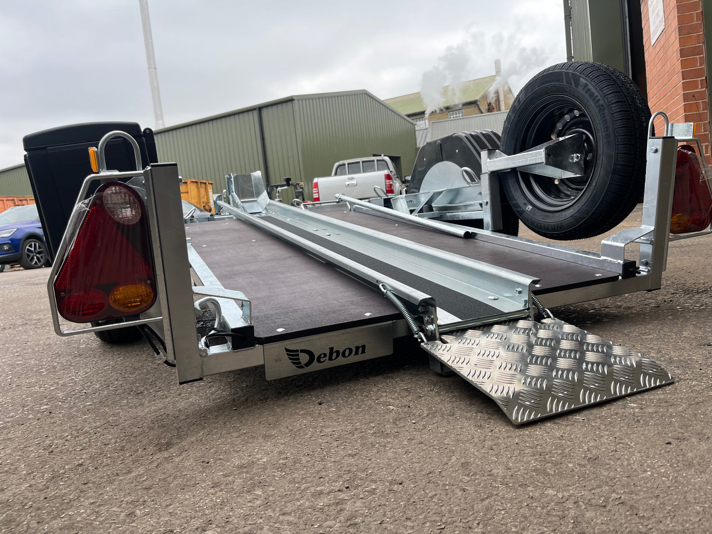 Debon MOTO 1 Motorcycle Trailer – Premium Motorcycle Trailer for Safe, Easy Transport