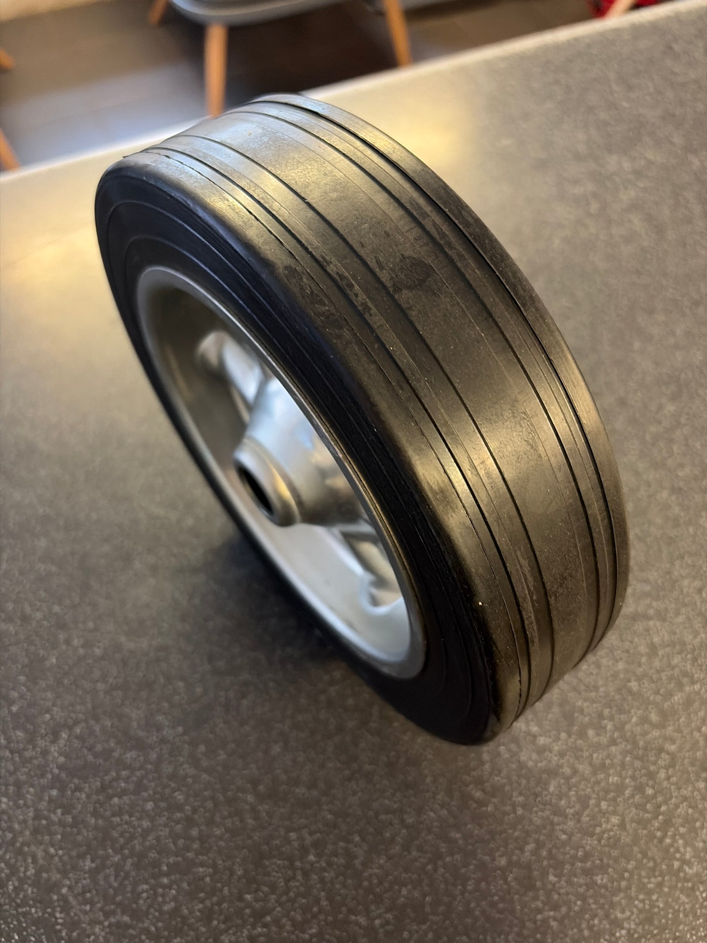 Debon / Cheval jockey wheel replacement