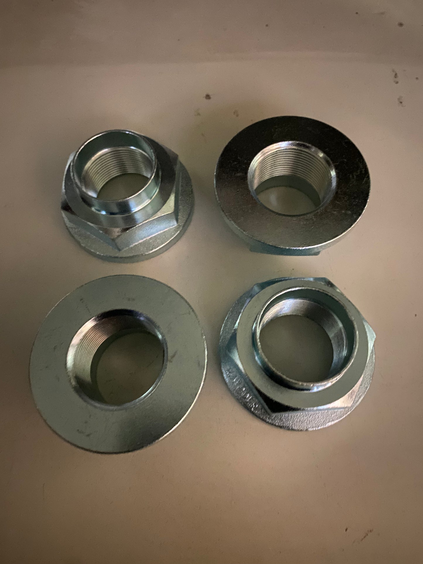 Trailer One Shot Hub Nut- horse trailers/IWT