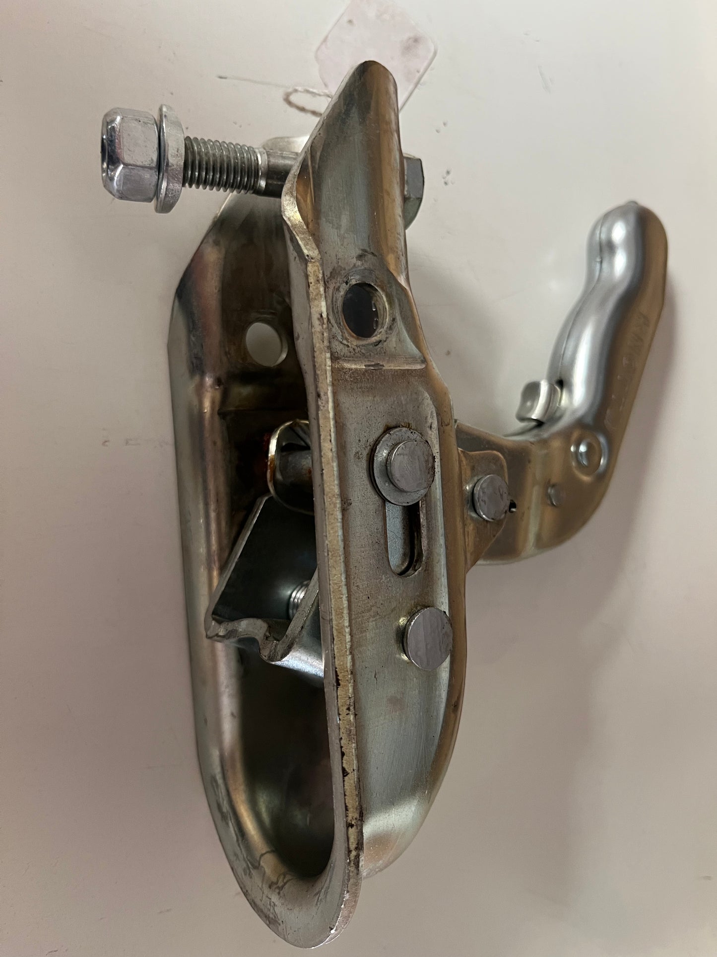 Debon 1300kg hitch coupling