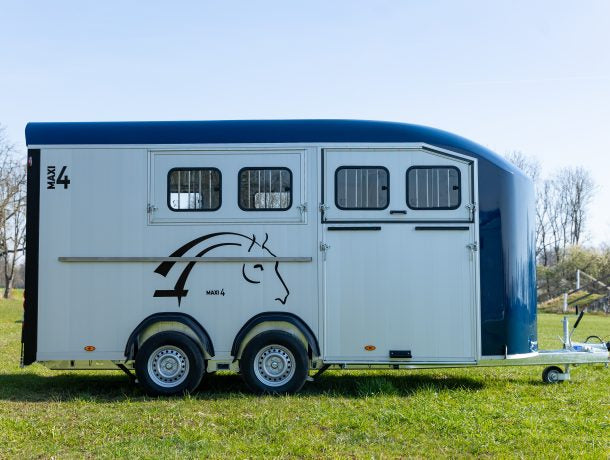 Cheval Liberté Maxi 4 – Herringbone Horse Trailer for 4 Horses