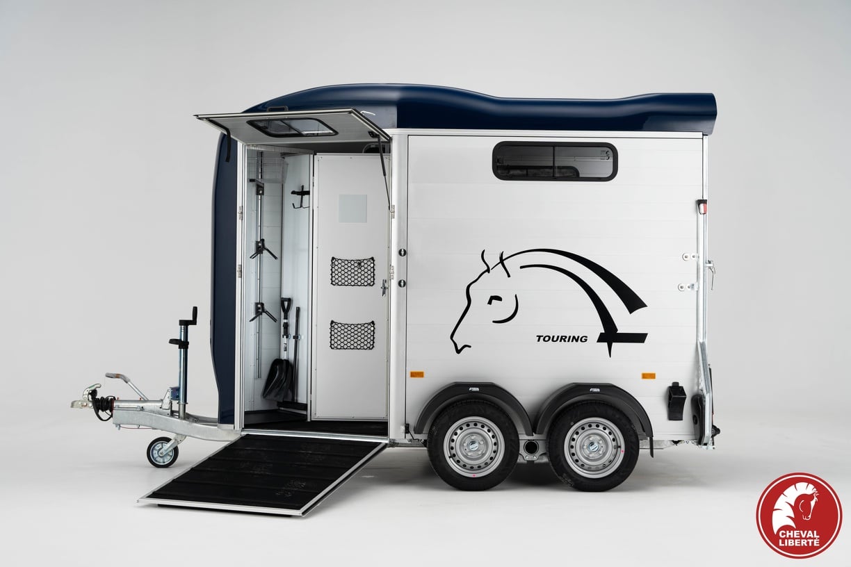 Cheval Touring Country with built in Tack Saddle Room in Blue, Limited Edition 30 Years of Cheval Liberte