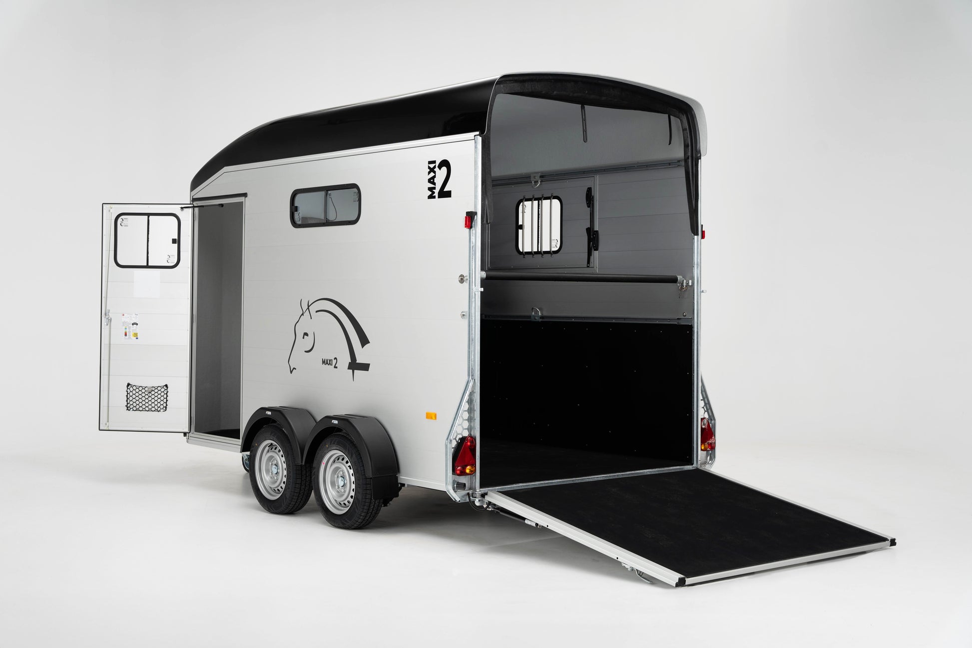 Interior of Cheval Liberté Maxi 2 Showing Herringbone Horse Area