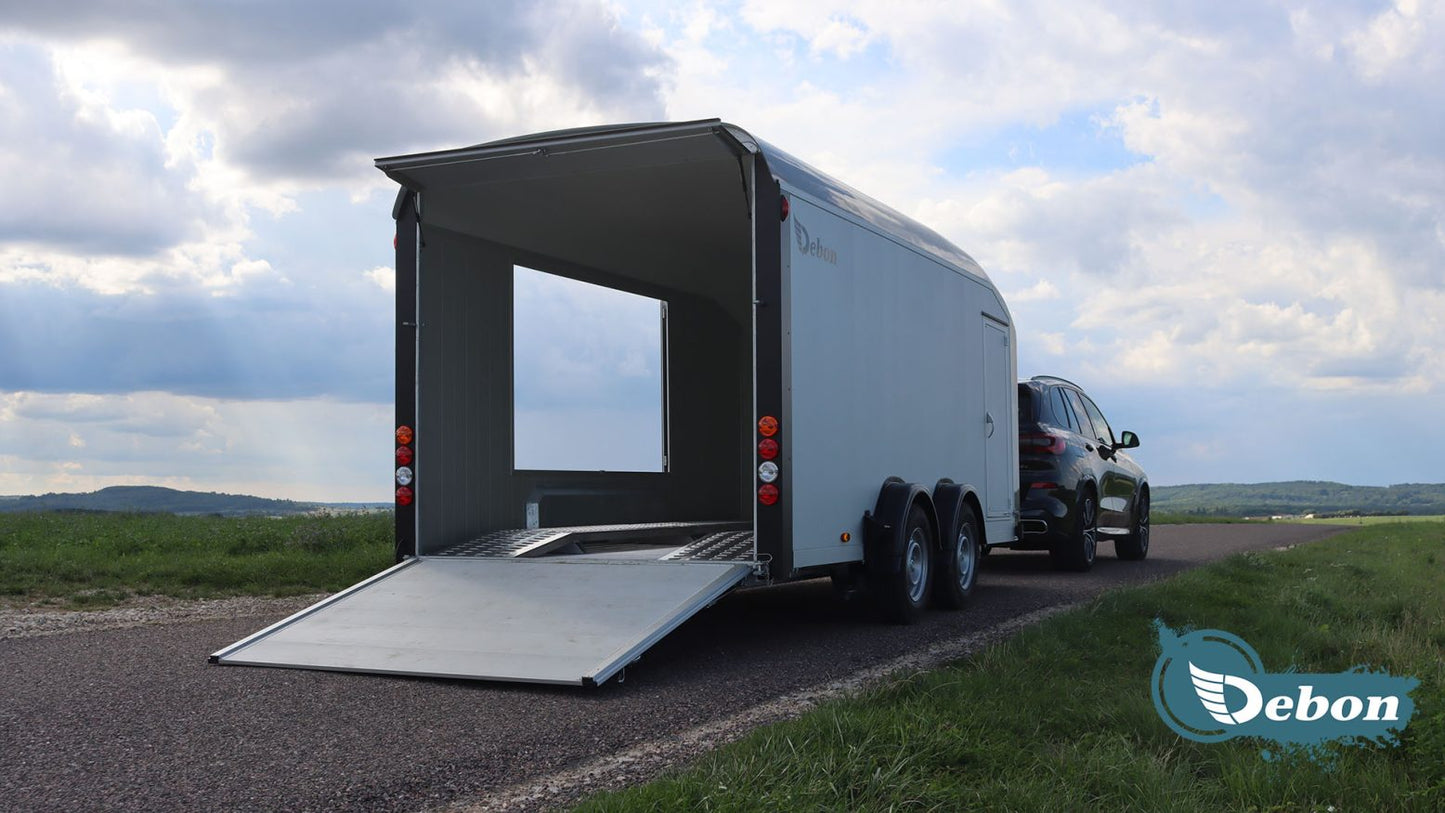 Debon C900 Box trailer