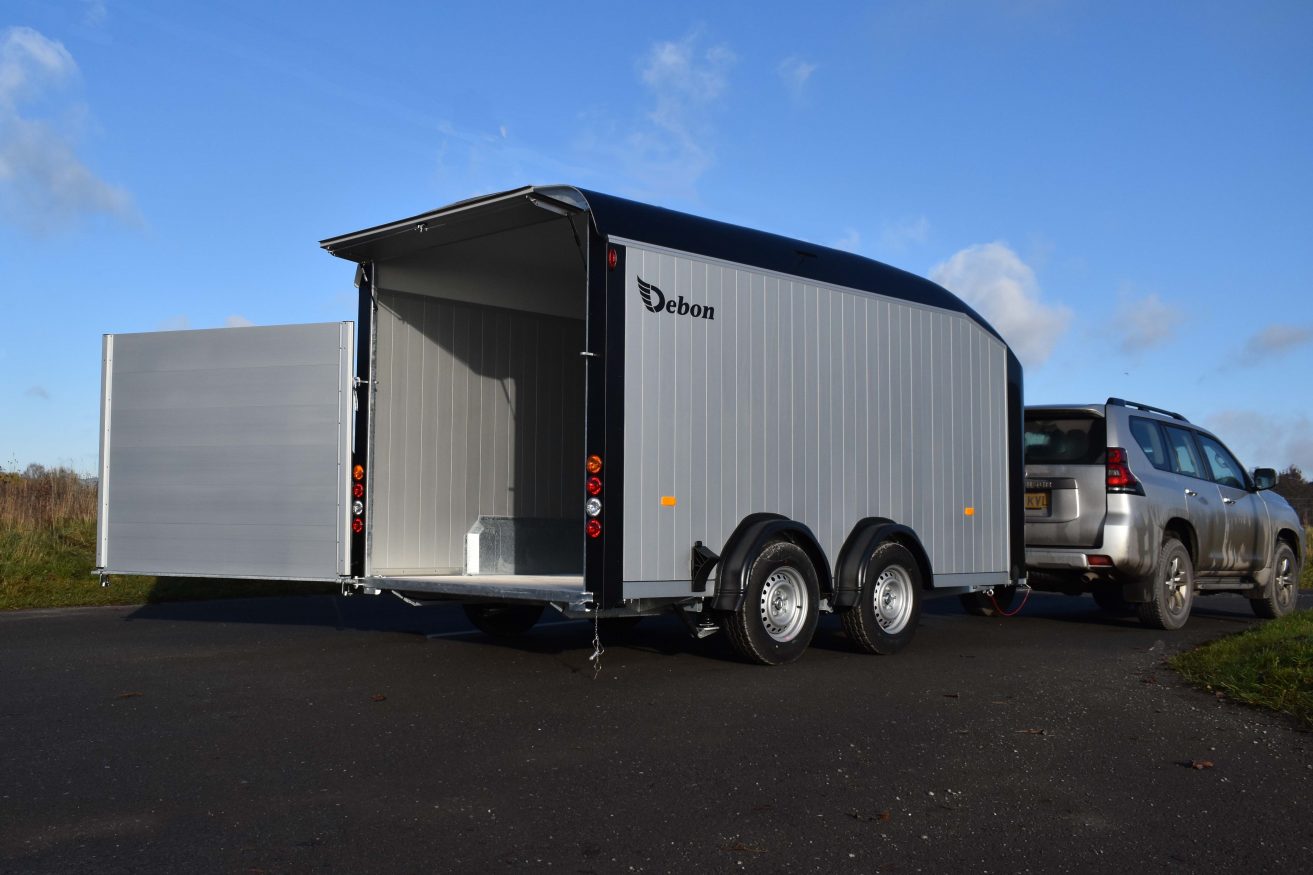 Debon C800 Box Trailer – Heavy-Duty, Twin Axle Braked Trailer for Commercial Use