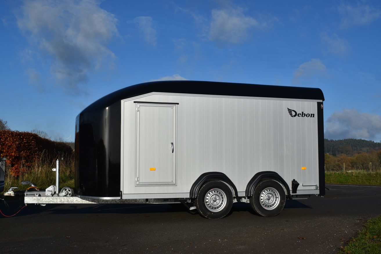 Debon C800 Box Trailer – Heavy-Duty, Twin Axle Braked Trailer for Commercial Use
