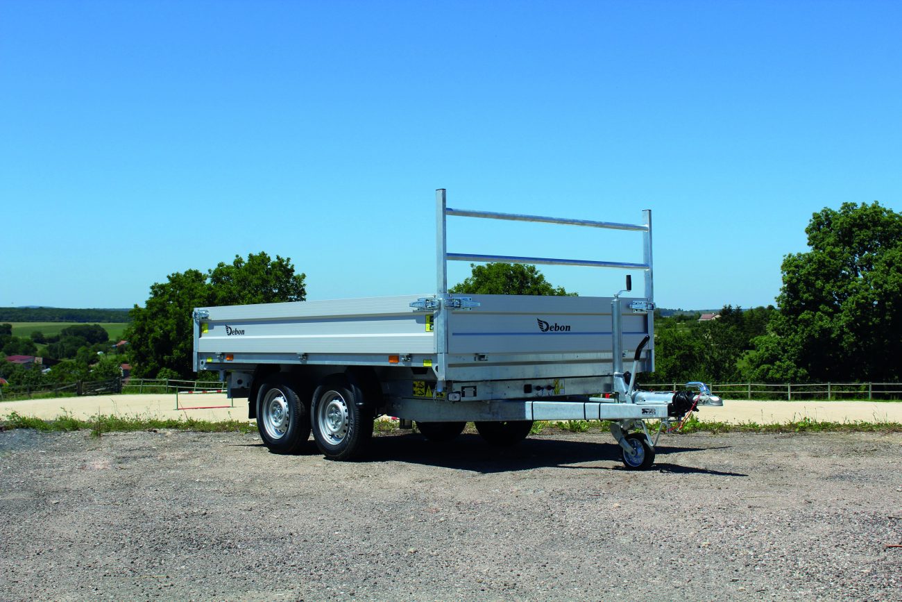 Debon 2.4 Electric Tipping Trailer – Side View with Aluminium Sides