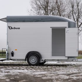 Debon C400 trailer with side access door for easy loading