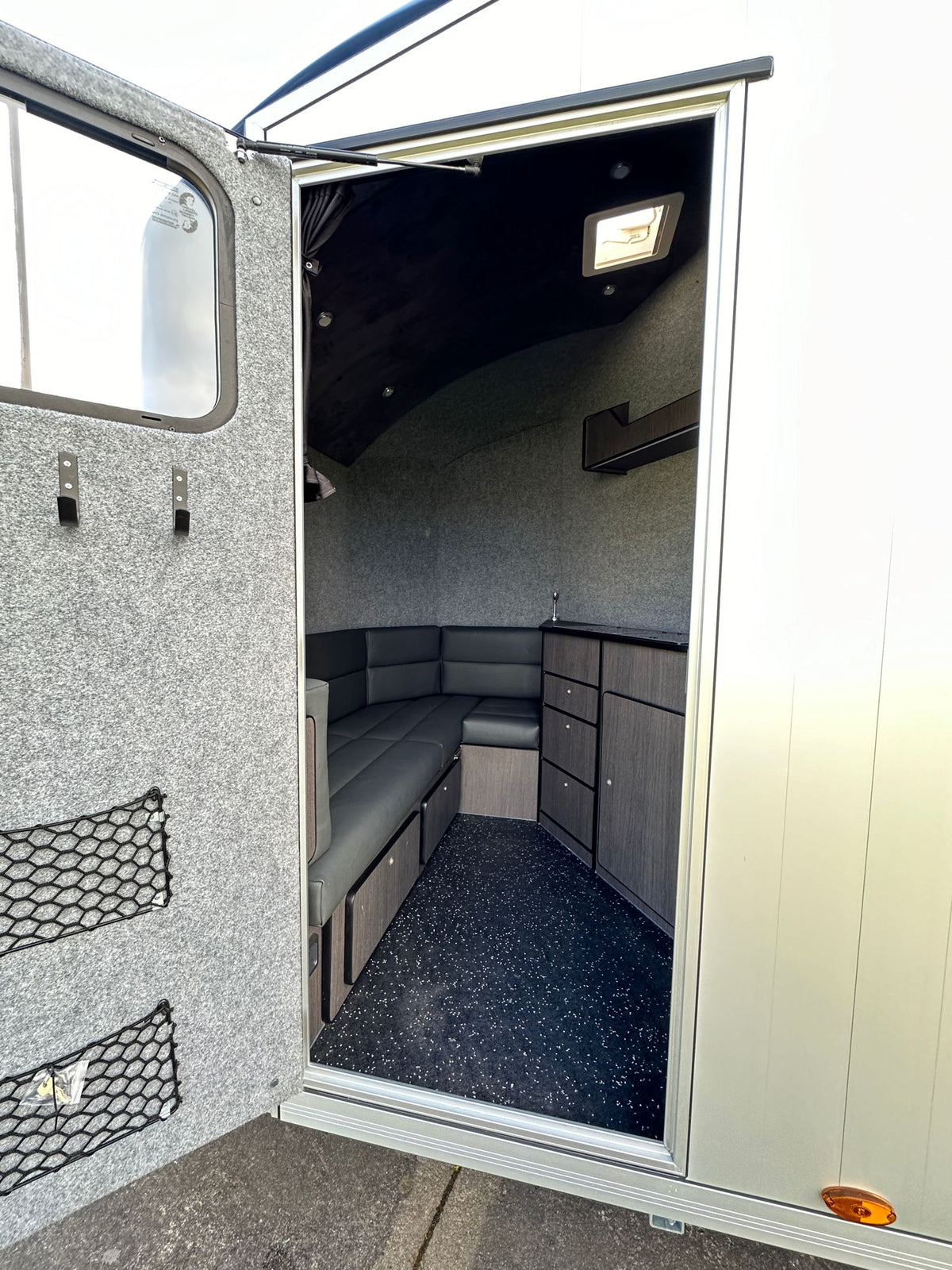 The all new Cheval Liberte Maxi Living- 3 horse herringbone trailer