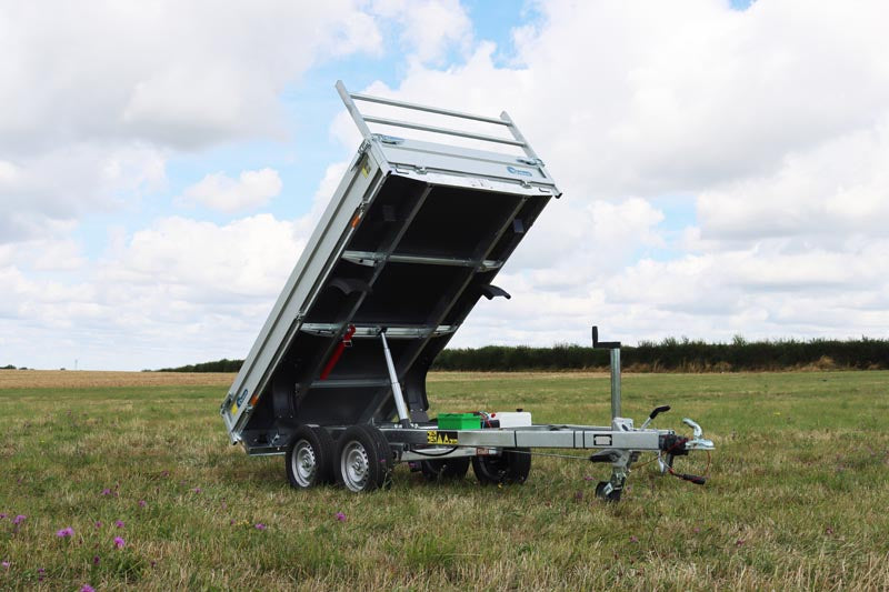 Debon PW1.2 twin axle rear tipping trailer - 2600kg