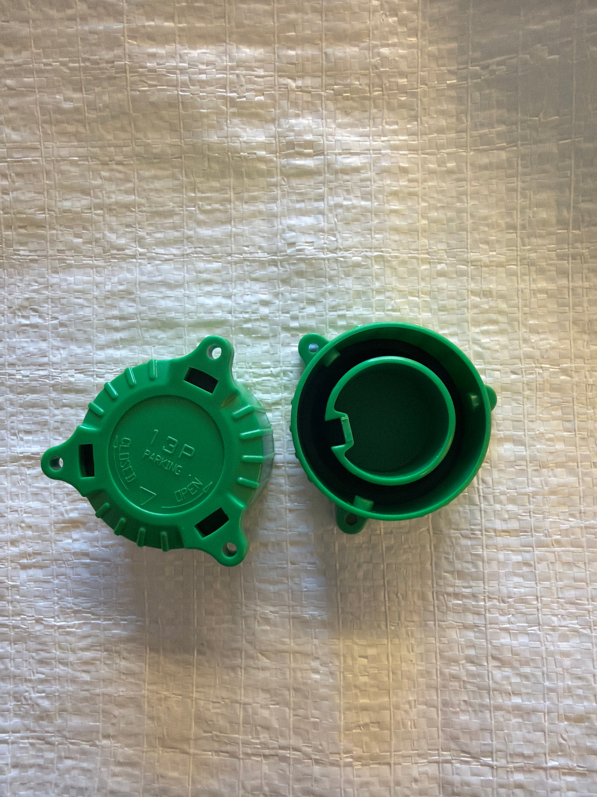 13 pin trailer plug cover / cap