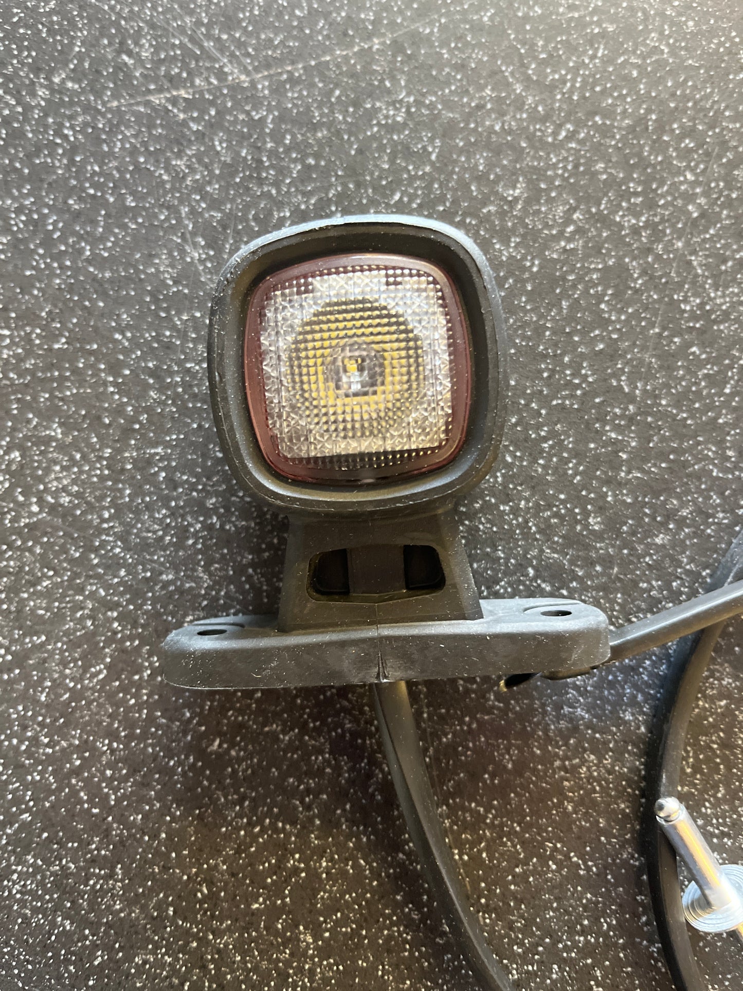 Debon / Cheval LED Stalk Marker Light unit - white and red