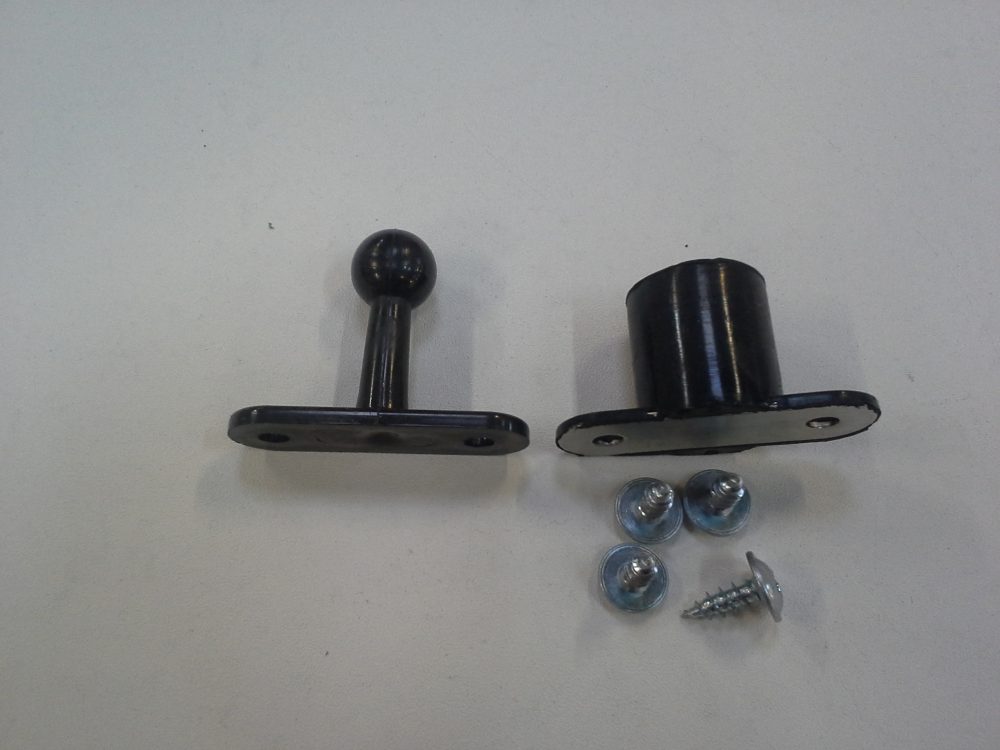 Plastic door retainer set - Cheval jockey door / Debon Side Access Door