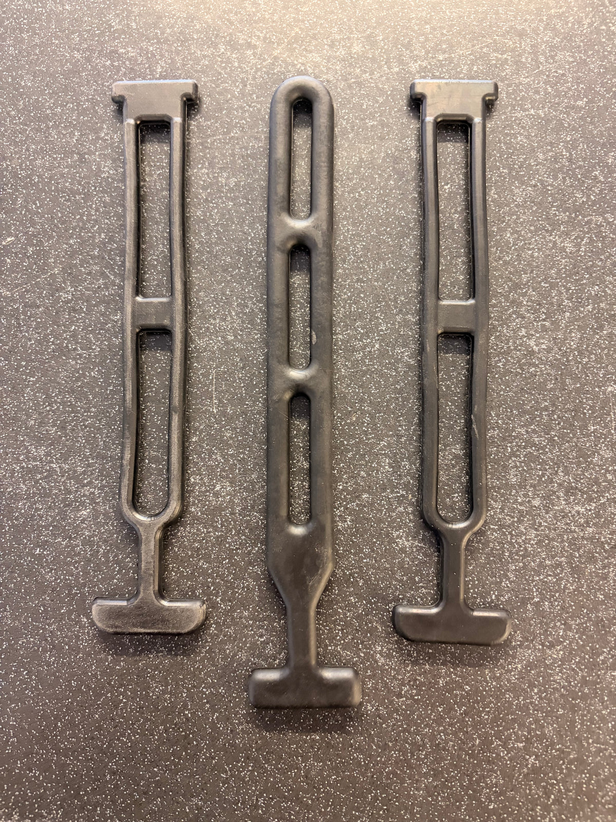 Cheval Aero Roller rubber band strap set.