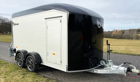 Debon Roadster C700 Box Van Trailer in black with alloy wheels
