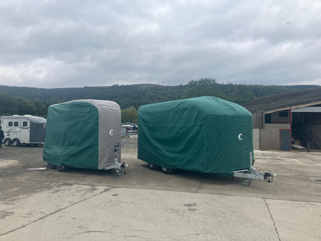 Cheval Liberte Maxi 3 Horse Trailer Cover
