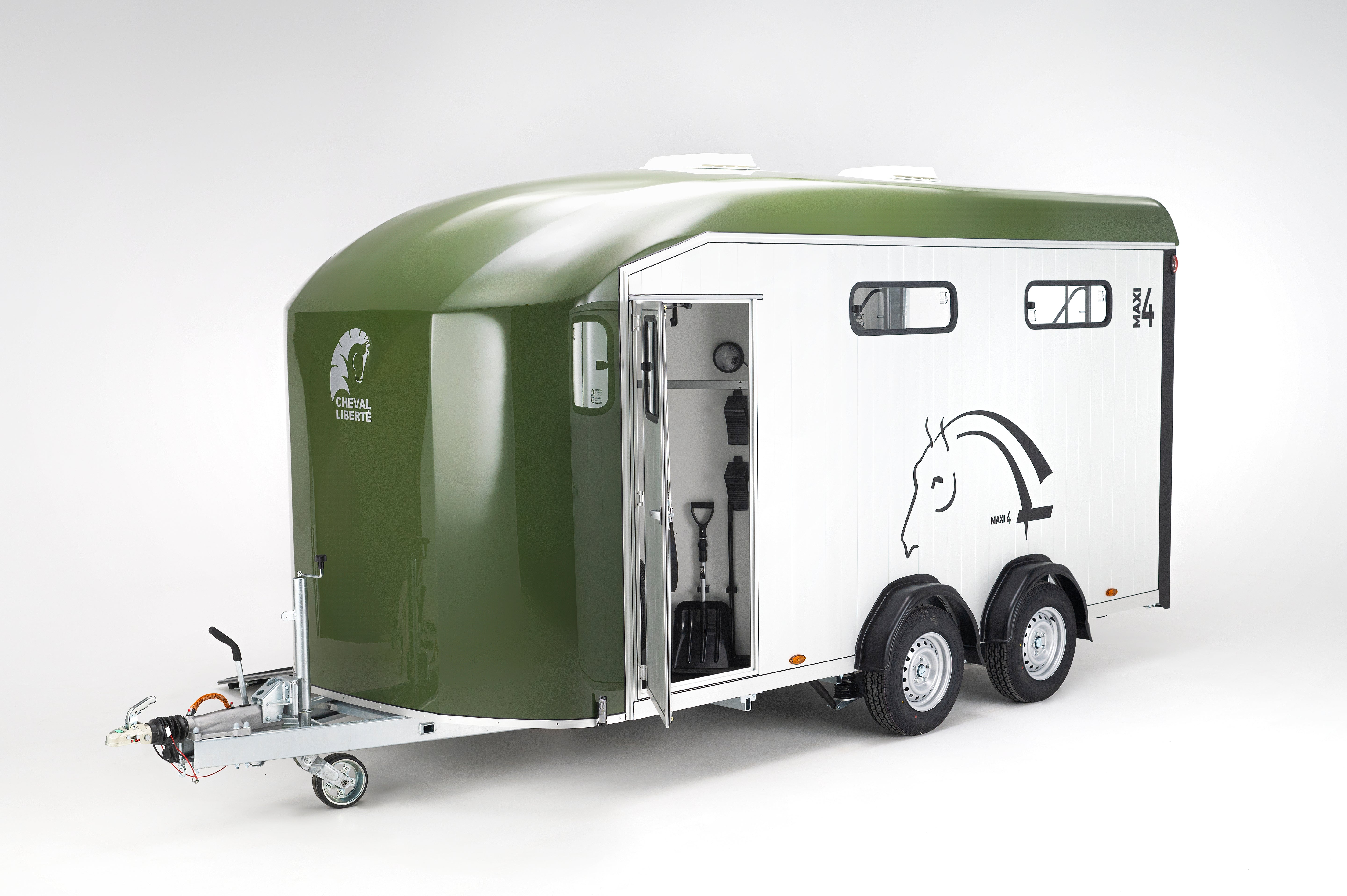 Cheval Liberté Maxi 4 – Herringbone Horse Trailer for 4 Horses