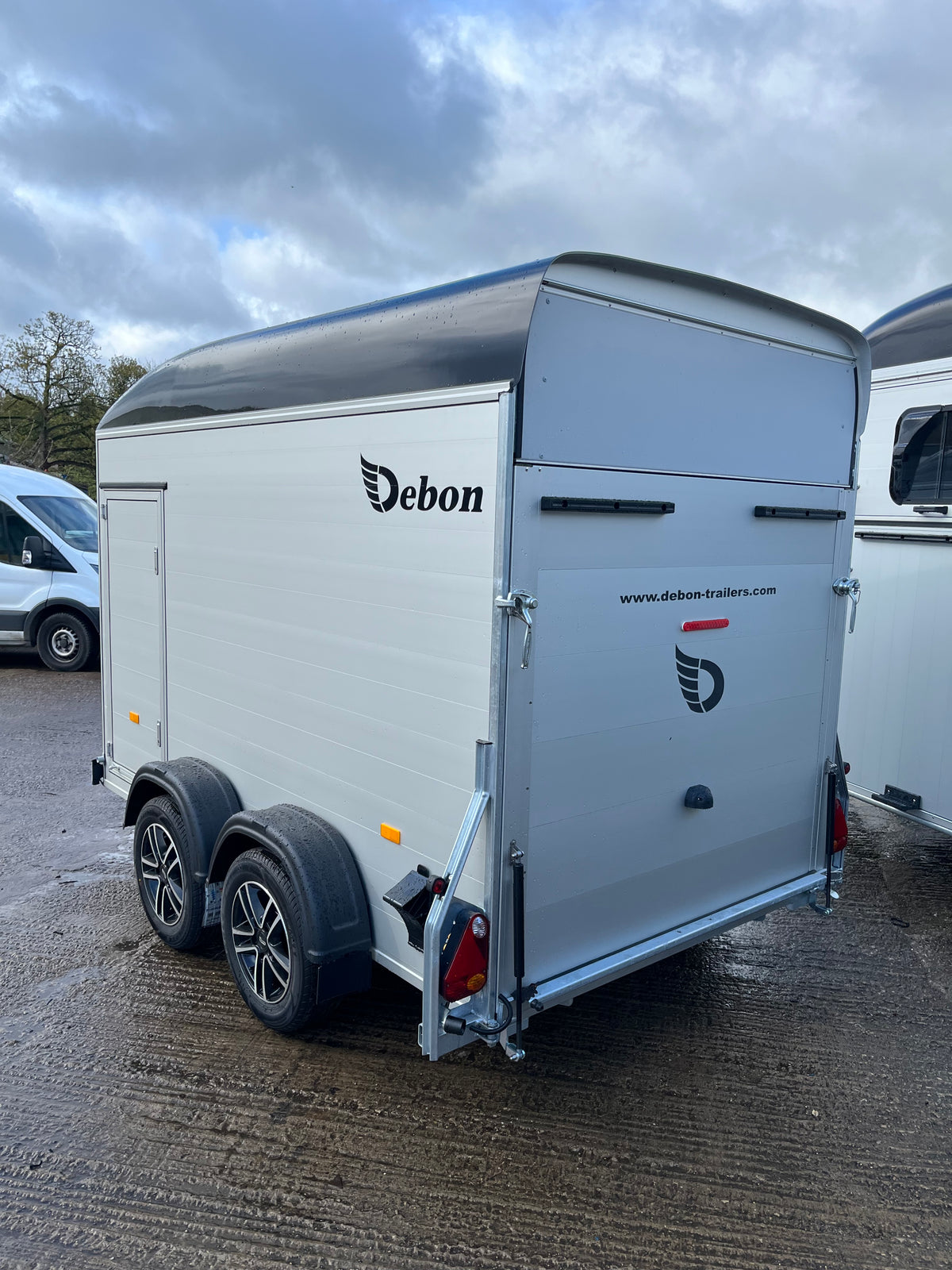 Debon C500 Roadster Box Van Trailer With Alloy Wheels and Combination Rear Ramp and Back Door