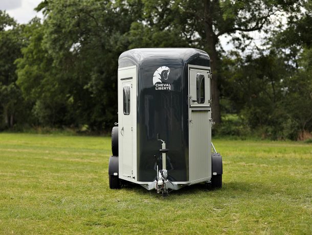 Cheval Liberté Touring Country - 2 Horse Trailer
