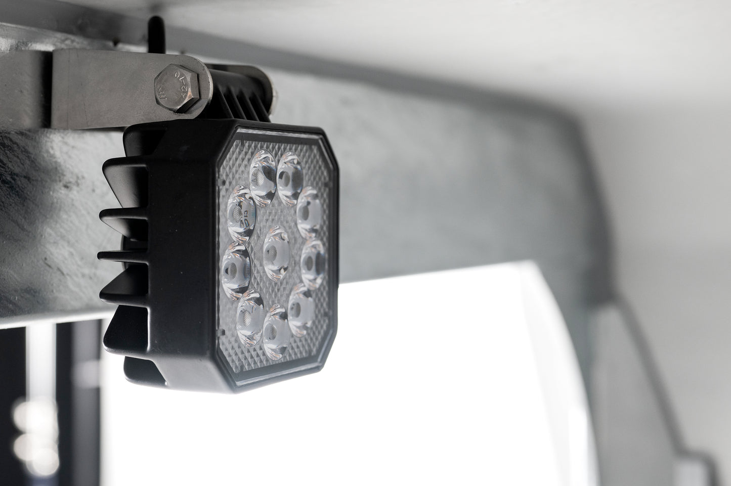 Debon C2000 Enclosed Car Transporter