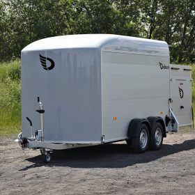 Debon C500XL Box trailer.