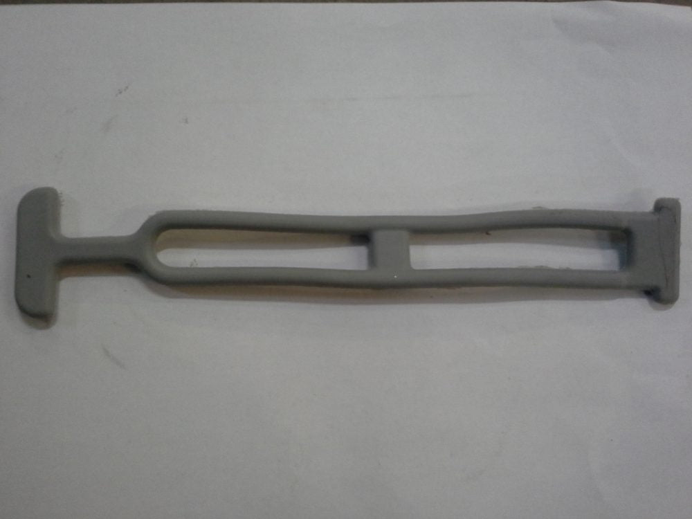 Rubber strap for retractable rear windows